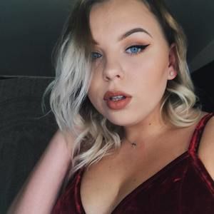 Meet your Posher, Tabitha